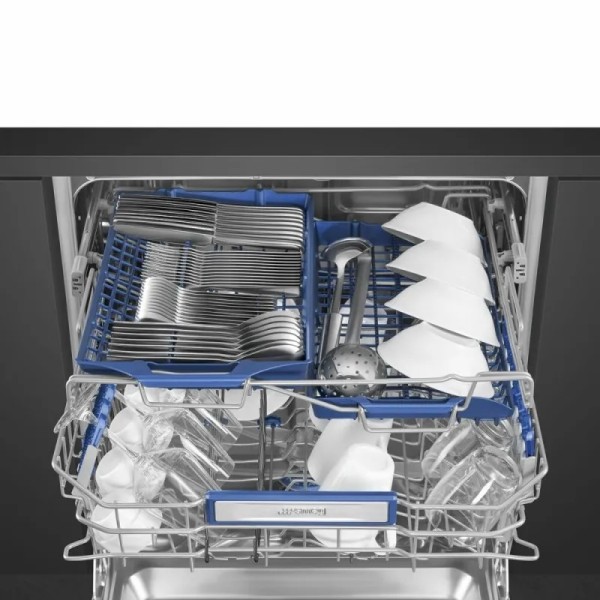 Masina de spalat vase Smeg incorporabila cu capacitate de 13 seturi